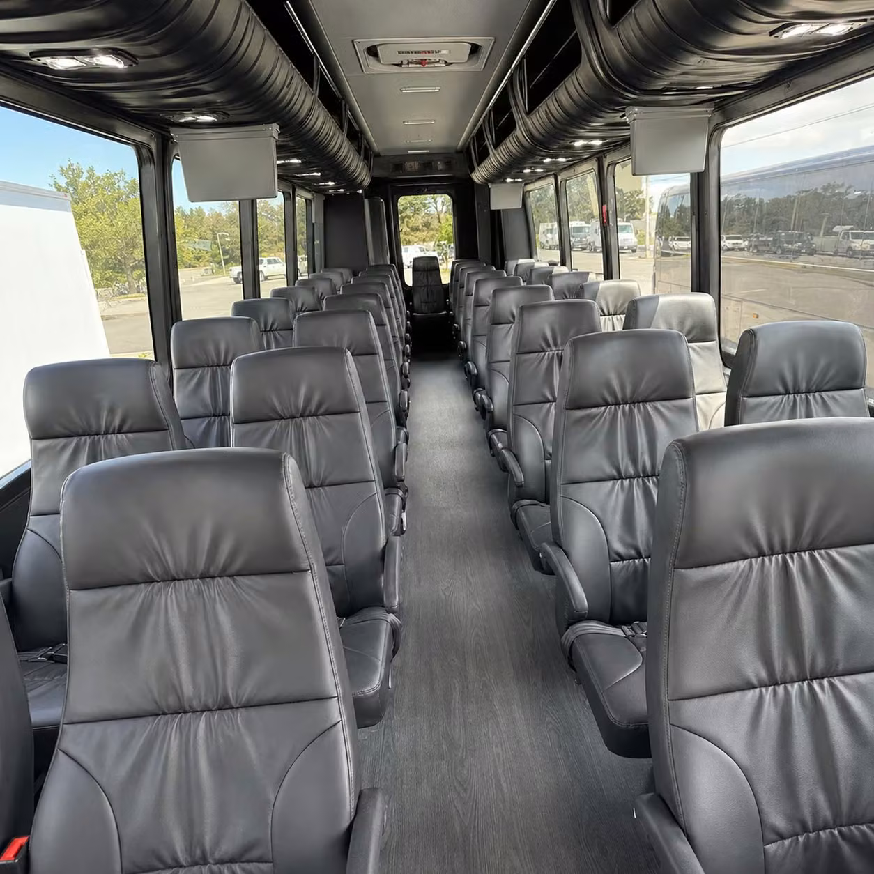 carrollton 30 passenger minibus rental
