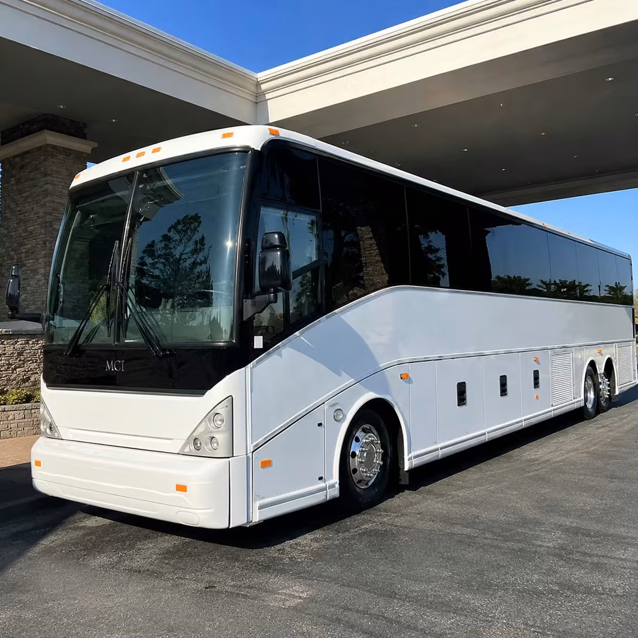 corporate airport shuttles for carrollton s business corridor
