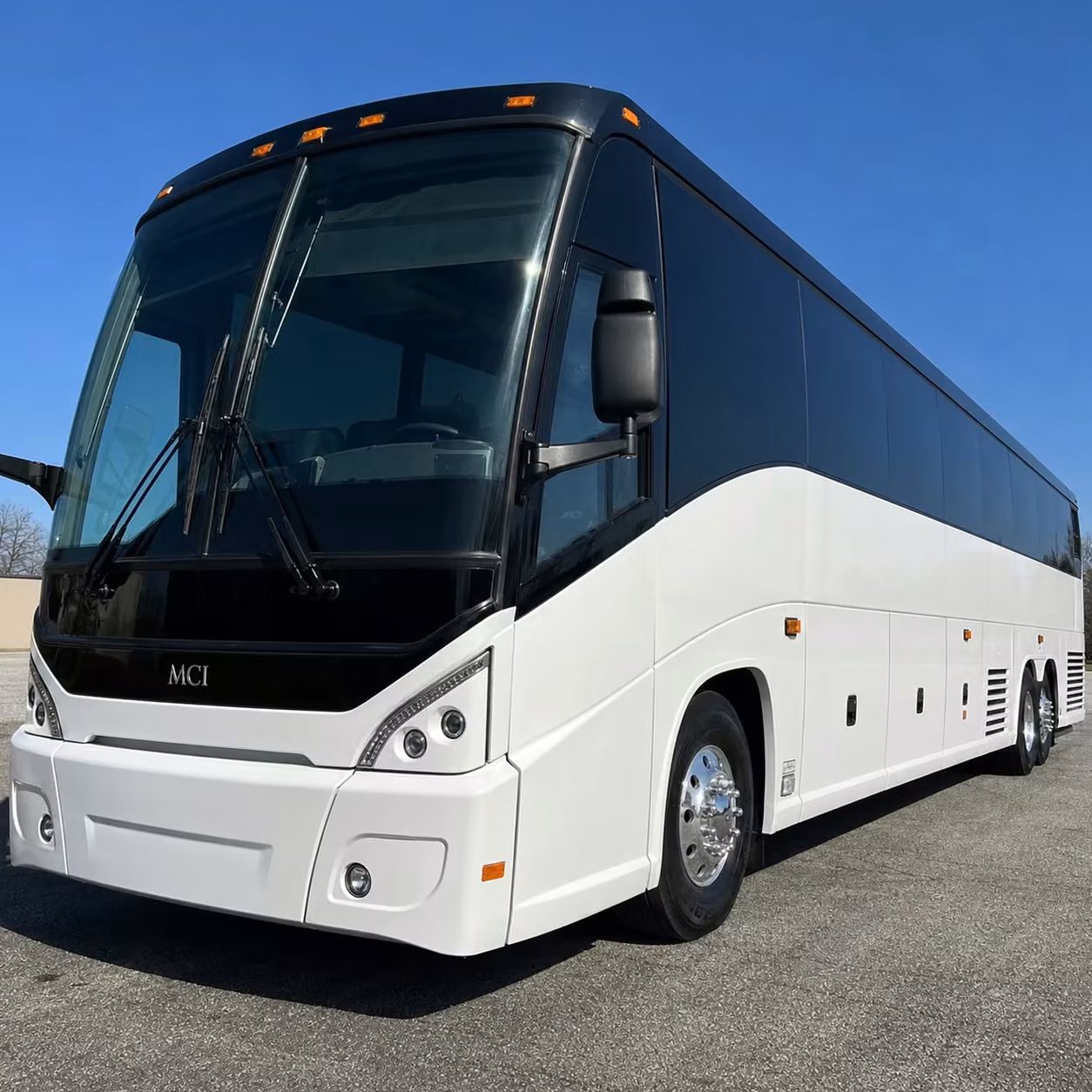 dfw and love field airport shuttles made simple for carrollton groups