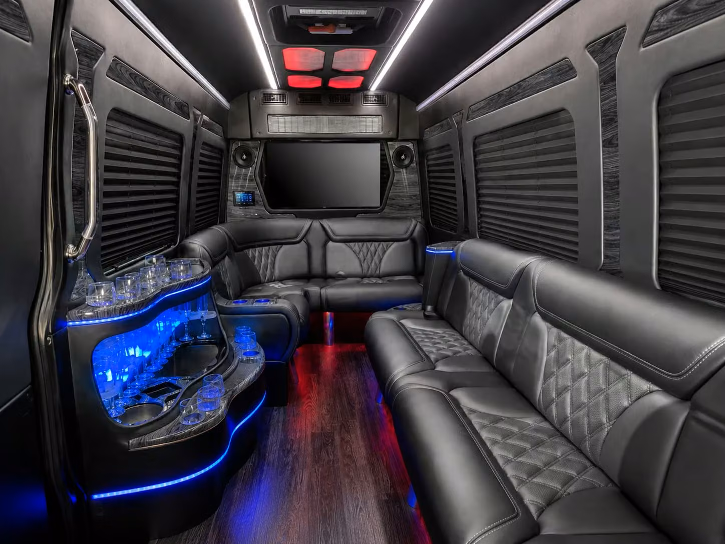 sports teams church groups and schools in carrollton rely on long distance bus rentals