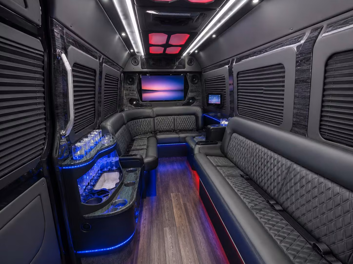 with carrolltoncharterbus com you ll always find the right bus for large scale government events in carrollton